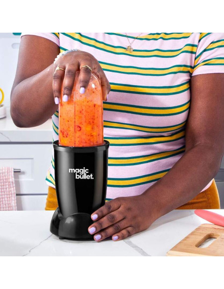 BATIDORA PERSONAL NUTRIBULLET MBR06B