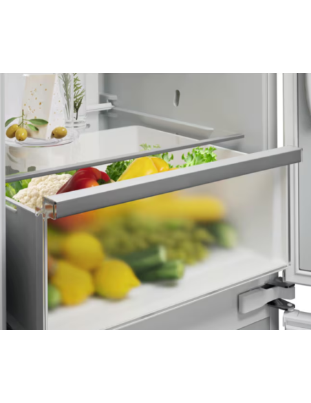 Combi NF INT Electrolux ENA7CE18S3